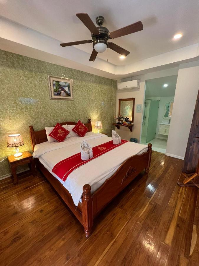 Golden Lotus Namkhan View Luang Prabang Exteriér fotografie