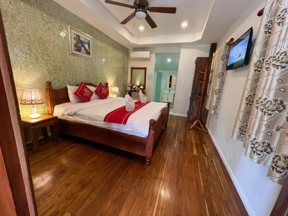 Golden Lotus Namkhan View Luang Prabang Exteriér fotografie